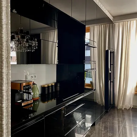 Stylowy Apartament Blisko Starego Miasta 公寓