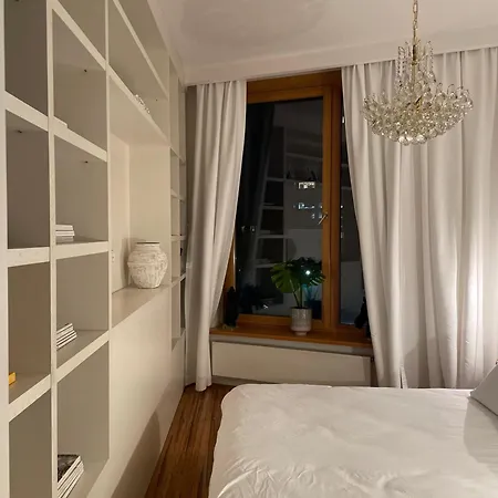 Stylowy Apartament Blisko Starego Miasta 公寓